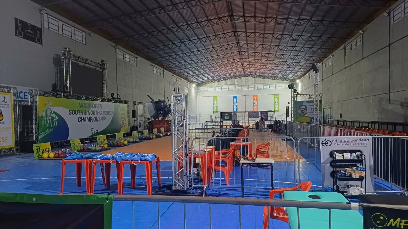 Arena de competição montada